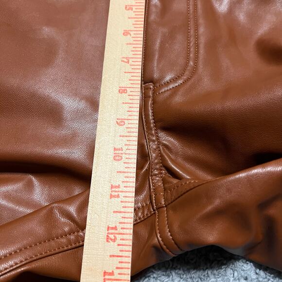 Abercrombie & Fitch Pants Womens 27 /4 90s Straight Ulta High Rise Faux Leather - Picture 10 of 10